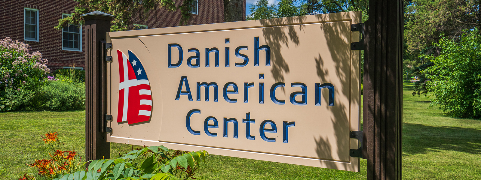 danish-american-center-sign.jpg